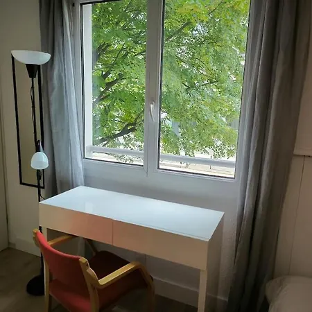 Elie Apartment *